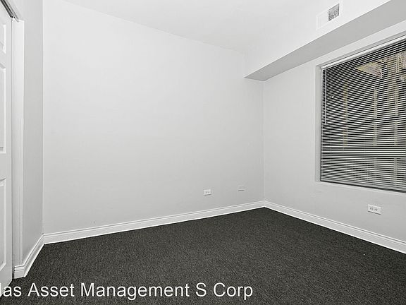 5th image of 4246 S Michigan Ave #11431050