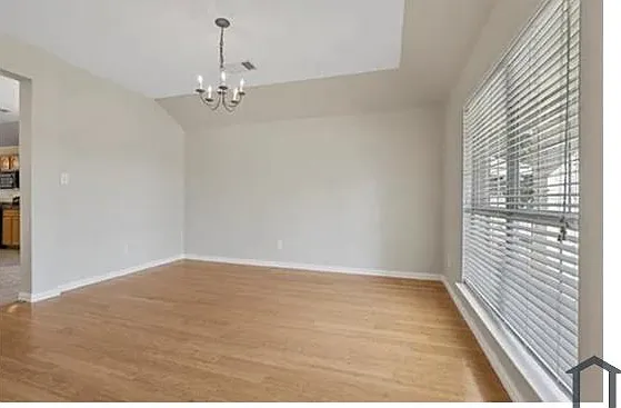 4 bed, 1863 sqft, $3,750 — Photo 3