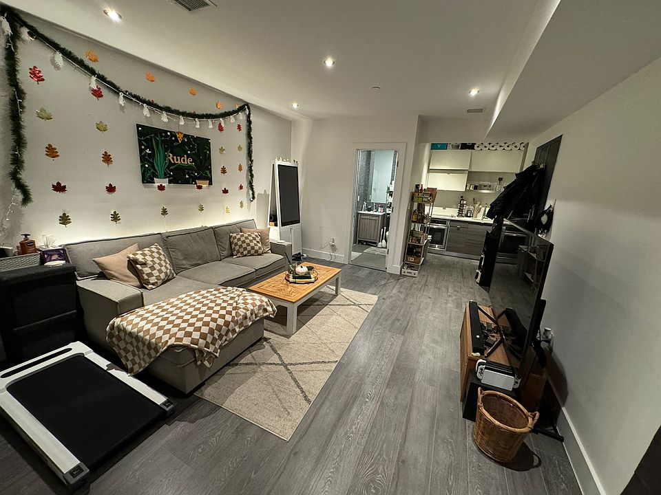 1st image of 609 Saint Johns Pl APT 2B