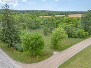 7976 S Brinton Rd, Blanchard, MI 49310