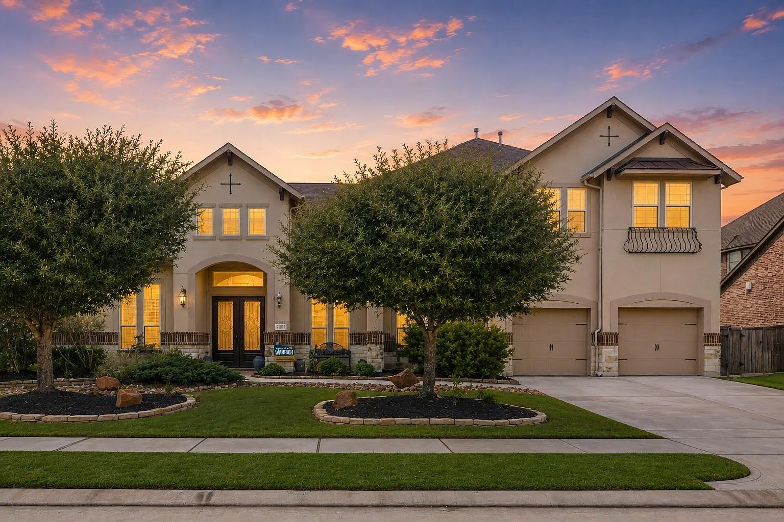 4 bed, 4.5 bath, 4062 sqft, $5,300 — Photo 1