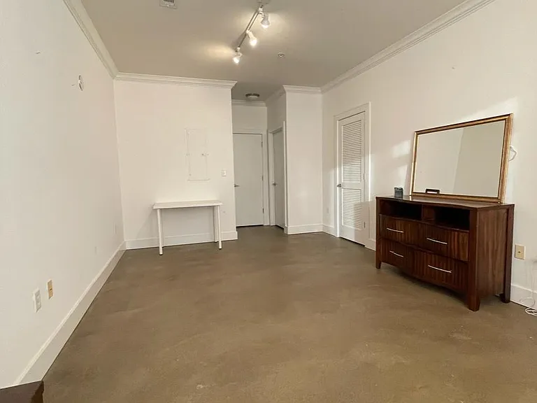 129 Walnut St #129 — Photo 25