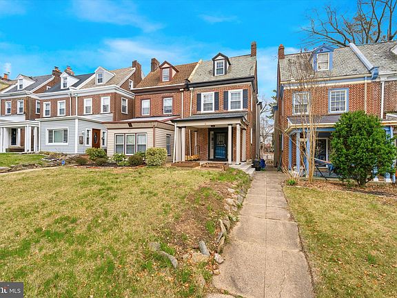 3rd image of 36 W Upsal St