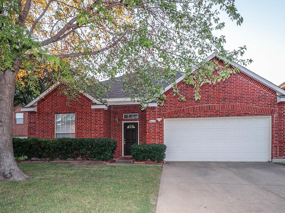 1st image of 9613 Gold Hills Dr