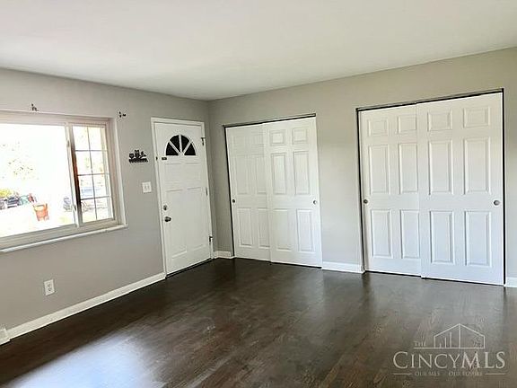 3rd image of 3441 Ringwood St