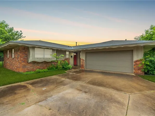 5608 NW 61st St, Warr Acres, OK 73122