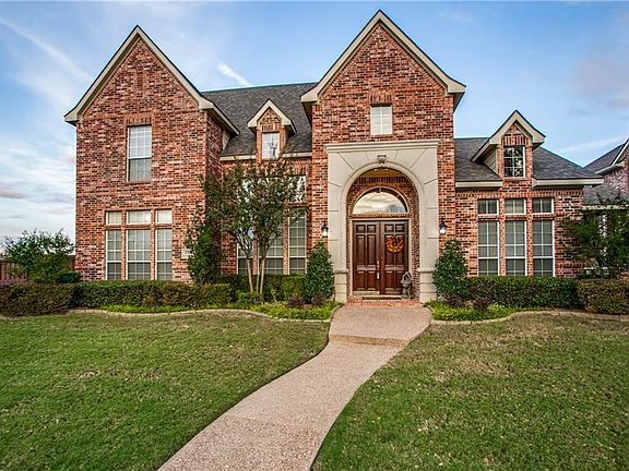3rd image of 3708 Hackberry Ln