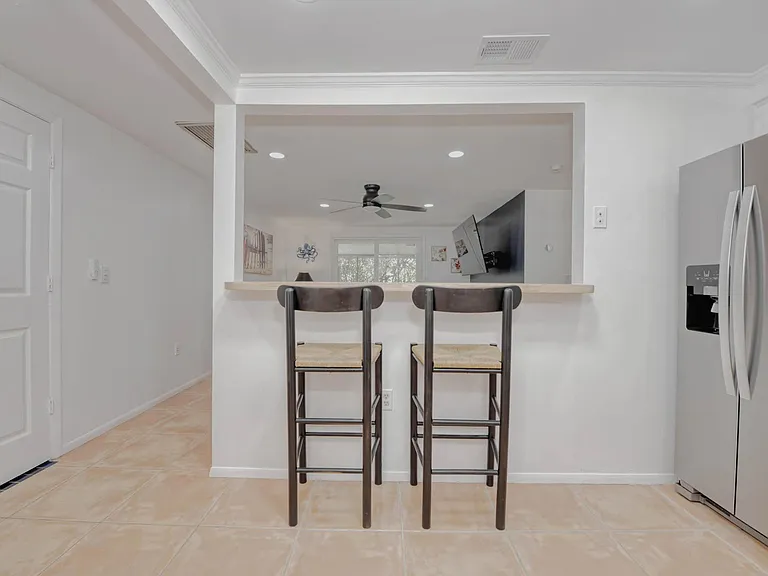 3217 Restful Ln — Photo 4