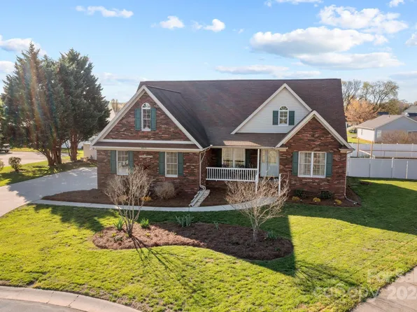 4872 Keeneland Pl SW, Concord, NC 28027