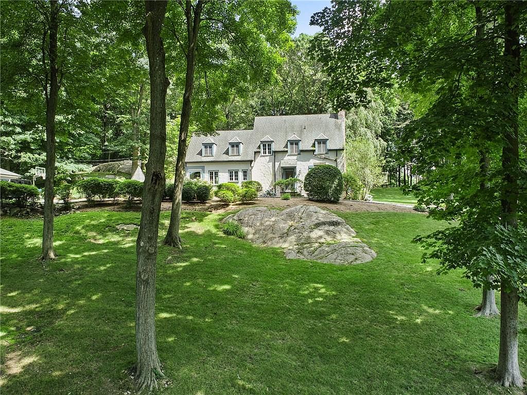 17 Sunset Drive, Bedford Hills, NY 10507 | Zillow