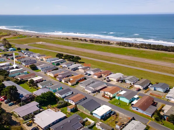 94120 Strahan St Space 58, Gold Beach, OR 97444