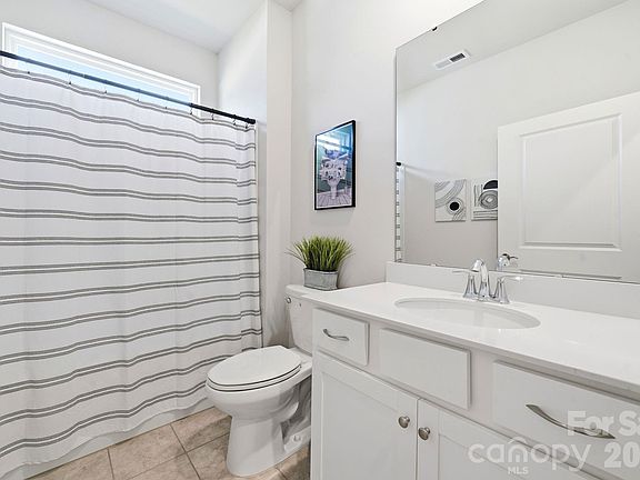 4th image of 4756 Maiden Creek Way