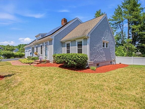 3rd image of 45 Cobblestone Ln