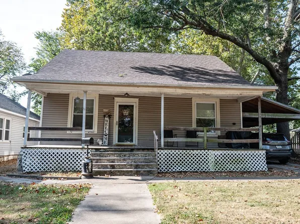 615 Iowa St, Neodesha, KS 66757
