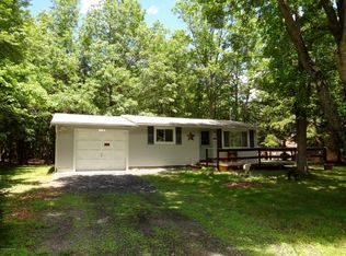 151 N Shore Dr, Albrightsville, PA 18210