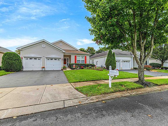 2nd image of 122 Brewster Dr