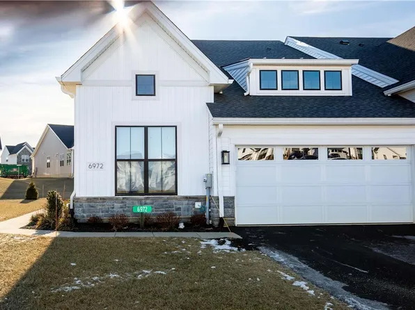 6972 Pine Ln E, Bath, PA 18014