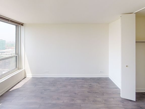Dining/Living room