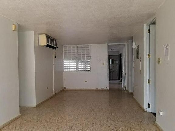 2nd image of 12 Calle San Alberto