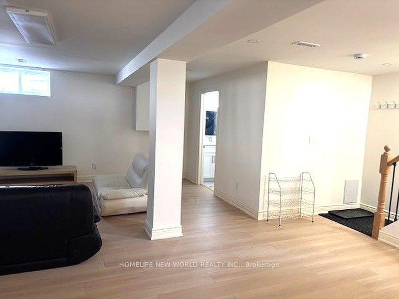 Aurora House for rent - 2 Bedrooms — photo 8