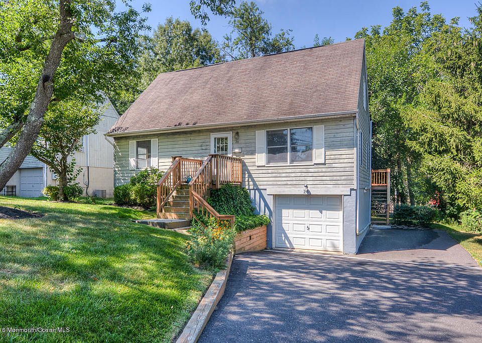 1st image of 26 Melrose Dr