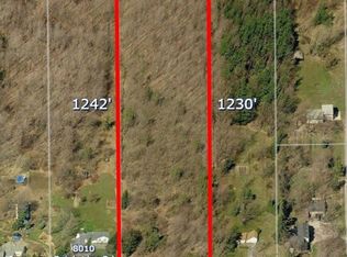 Bainbridge Rd, Chagrin Falls, OH 44023