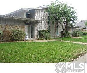 1st image of 9823 Crest Meadow Dr