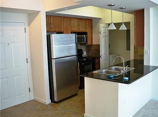 2nd image of 2000 N Bayshore Dr APT 1603