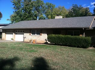 1709 Hathaway St, Ponca City, OK 74604