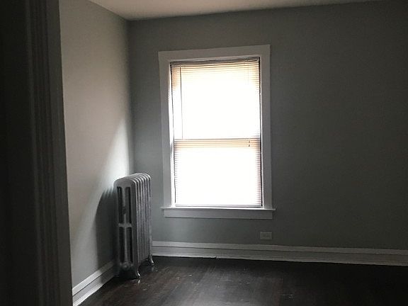 4th image of 6522 N Glenwood Ave #1
