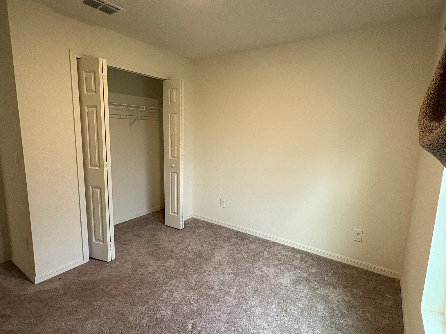501 Titan Rd SE — Photo 4