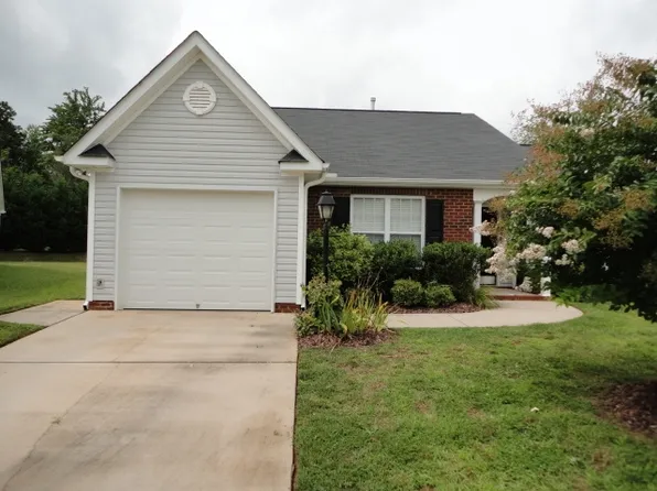 5856 Bushberry Ct, Winston Salem, NC 27105