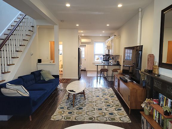 4th image of 3116 41st St #2