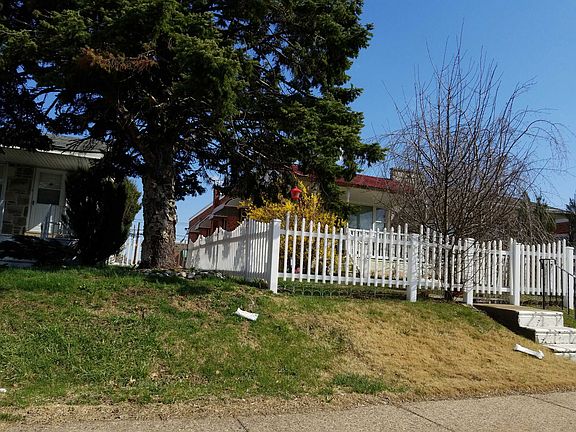 2nd image of 8837 E Roosevelt Blvd