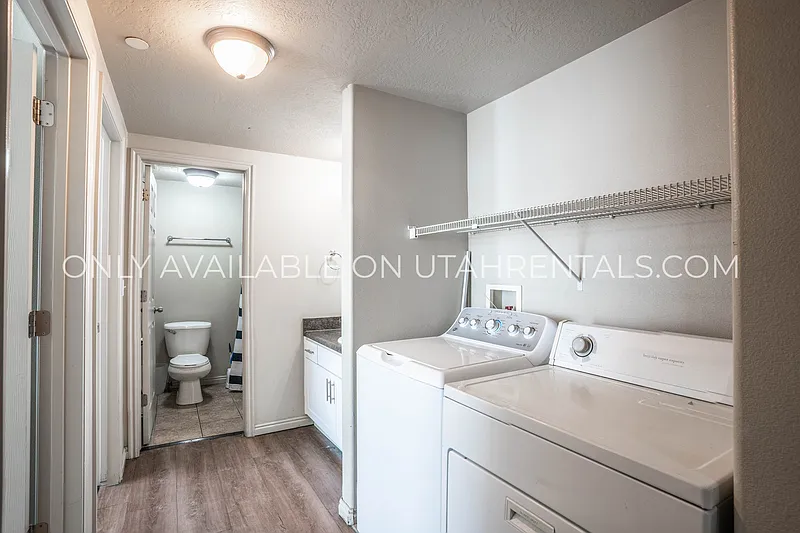4 bed, 2.0 bath, 1106 sqft, $575 — Photo 4