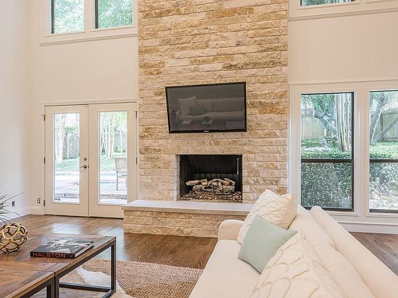 4th image of 2935 Thousand Oaks Dr