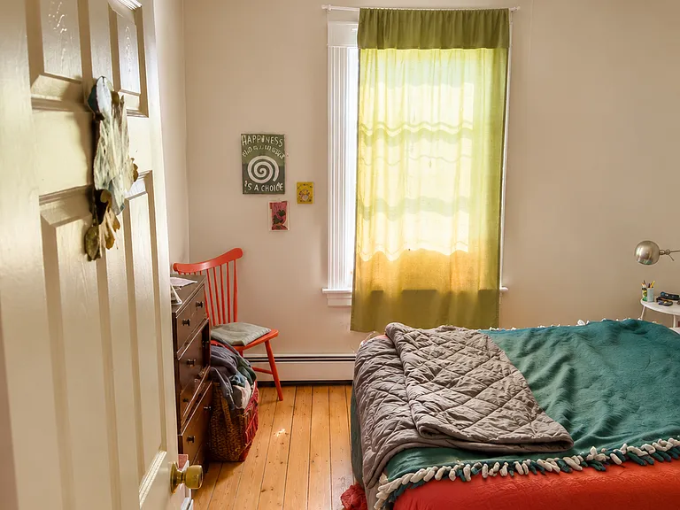 271-273 Broadway St #273 — Photo 6