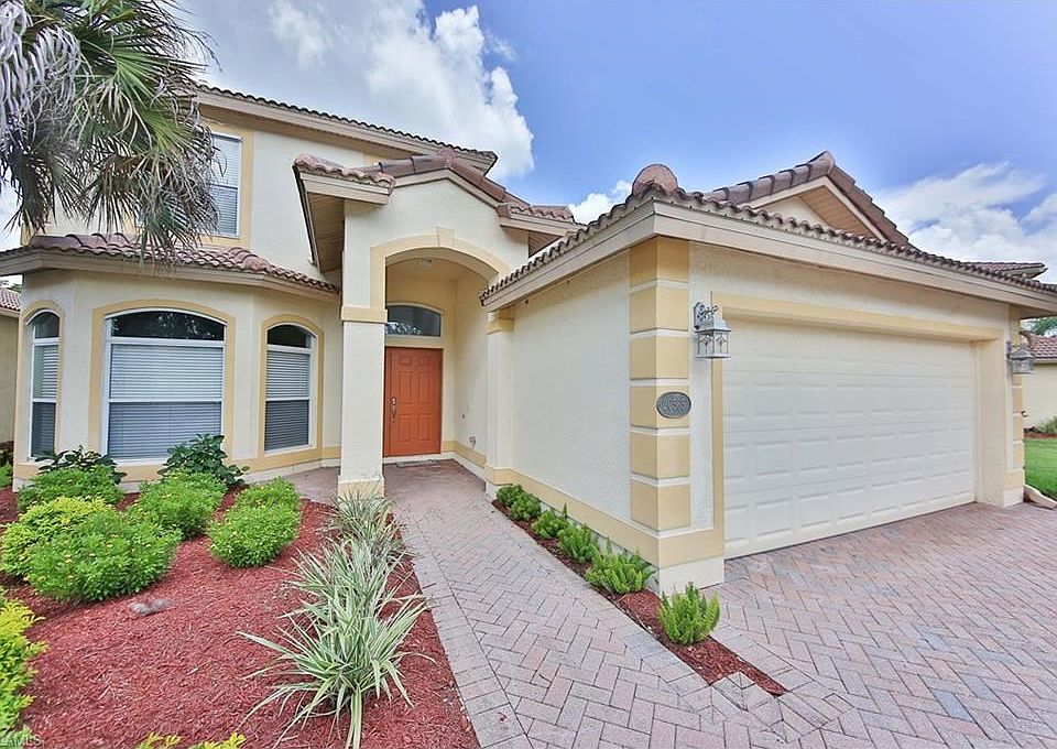 20565 Ardore Lane ~ Over 2550 sq.ft. ~ 4 Bedrooms and 3 Full BathsTile Roof and Pavered Driveway