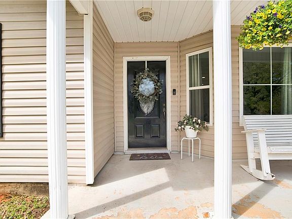 3rd image of 8811 Turner Dr