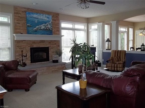 3rd image of 20393 Tramore Ln