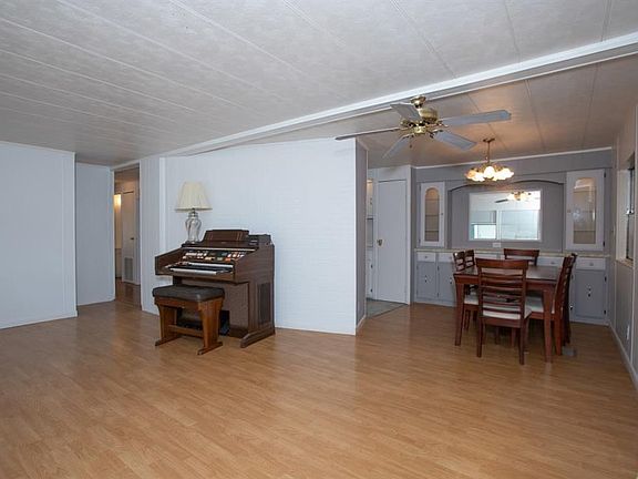5th image of 1469 Barefoot Cir