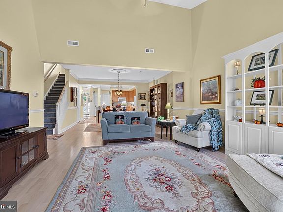 5th image of 368 Harrington Way