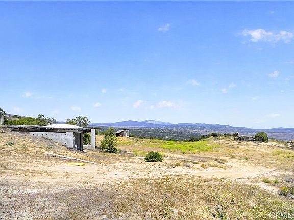 4th image of 60455 Rim Rock Rd