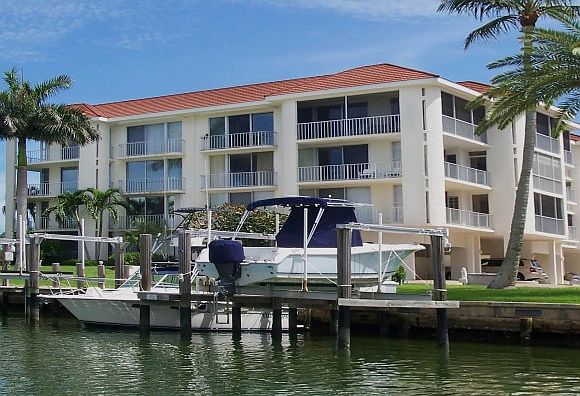 1st image of 848 Collier Ct APT 404