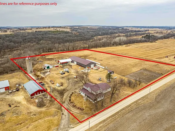 N6927 Marshall Bluff Rd, Monticello, WI 53570
