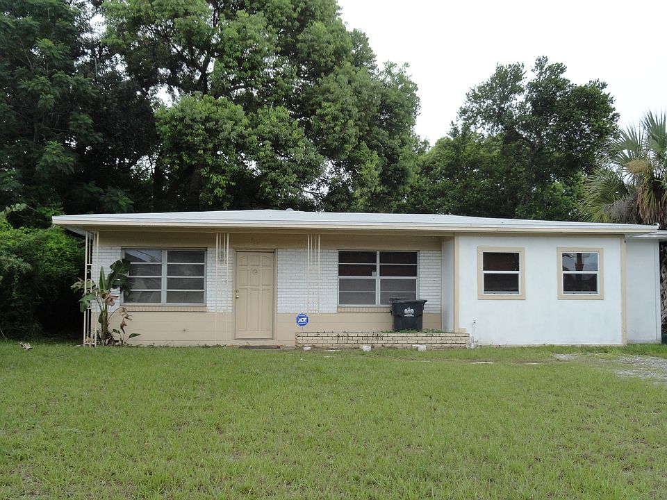 Front of  house 