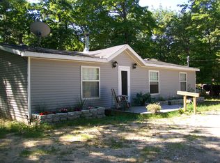 38238 Font Lake Rd, Beaver Island, MI 49782