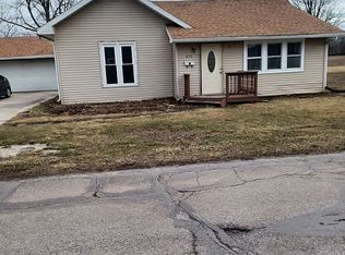 415 W Pleasant St, Churubusco, IN 46723