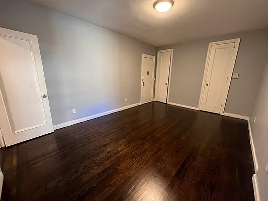 Rented by Bruma Realty LLC | media 7