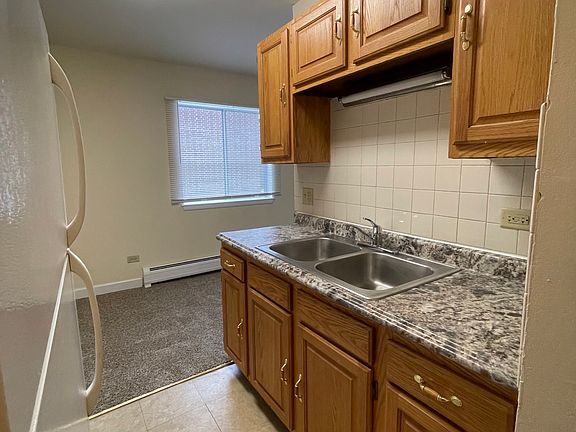 4th image of 760 Court Of Birch APT 3